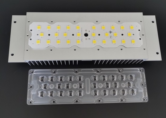 kopen 7070 SMD Sidewalk Module PC Lens Street Light Module 50W-120W met 158x103 graden TYPE2-M online vervaardiging