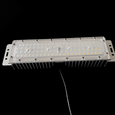kopen van de de Straatlantaarnmodule SMD 3030 van 160lm/W het 50w Geleide Materiaal van PC online vervaardiging