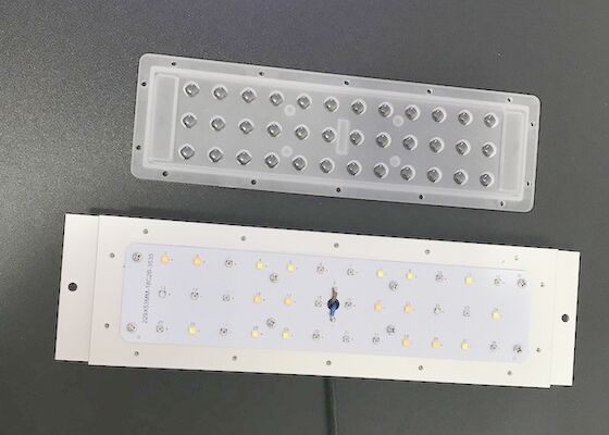 kopen de Lenssmd3535 LEIDENE van 36w 90x90 Aluminiumraad voor Grow Verlichting online vervaardiging