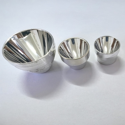 Op maat gemaakte 3535 5050 Kleine 3-5 graden straalhoek aluminium reflector voor zaklamp